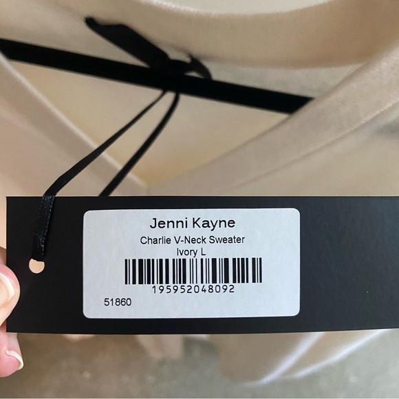 Jenni Kayne Cashmere Charlie V Neck Sweater in Ivory - Picture 4 of 5
